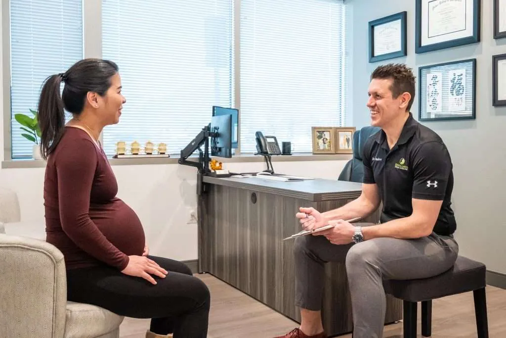 Is It Better to Go to a Chiropractor or Physical Therapist?